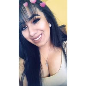 Meet your Posher, Abigail